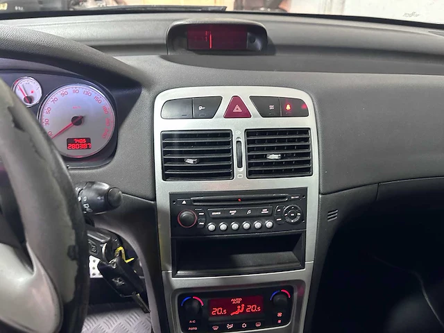 Peugeot - 307 sw - 2.0-16v xsi automaat- 88-sg-dx - afbeelding 6 van  23