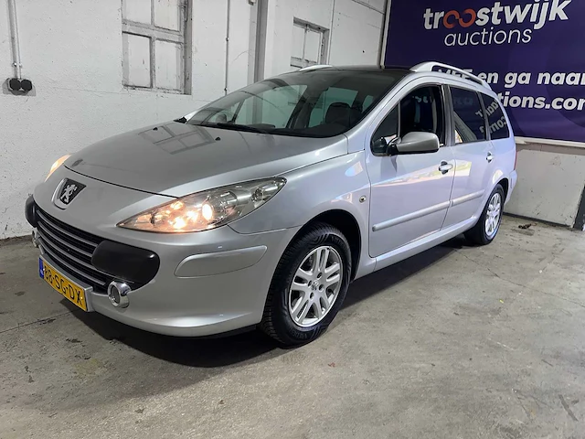 Peugeot - 307 sw - 2.0-16v xsi automaat- 88-sg-dx - afbeelding 1 van  23