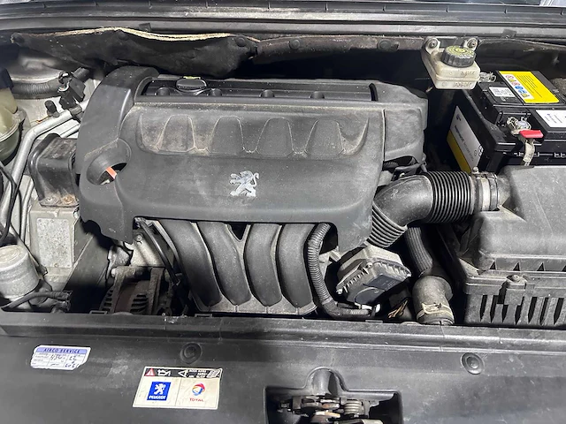 Peugeot - 307 sw - 2.0-16v xsi automaat- 88-sg-dx - afbeelding 14 van  23