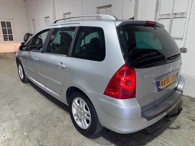 Peugeot - 307 sw - 2.0-16v xsi automaat- 88-sg-dx - afbeelding 17 van  23