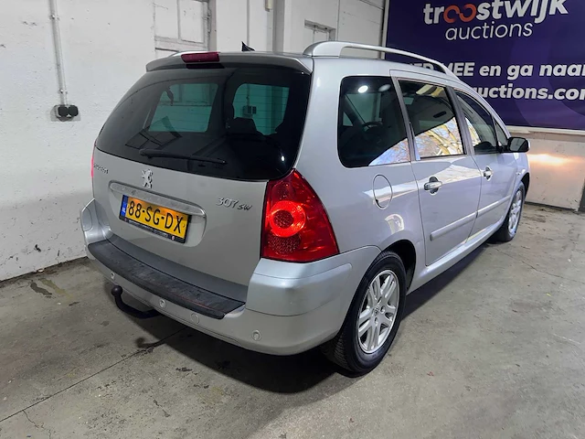 Peugeot - 307 sw - 2.0-16v xsi automaat- 88-sg-dx - afbeelding 19 van  23