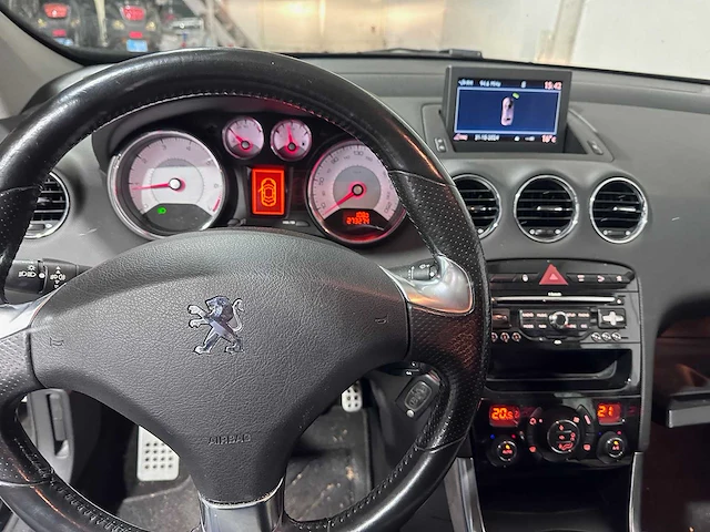Peugeot - 308 - 1.6 200 thp gti - 72-ntv-5 - afbeelding 2 van  22