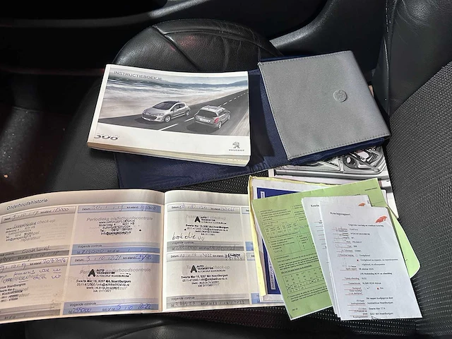 Peugeot - 308 - 1.6 200 thp gti - 72-ntv-5 - afbeelding 15 van  22
