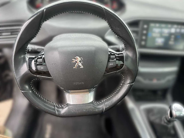 Peugeot - 308 - 1.6 bluehdi blue lease premium 2014 | 5-xlr-13 - afbeelding 9 van  24