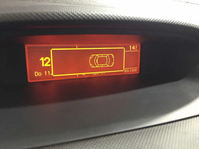Peugeot - 308 - 1.6 hdif style - 74-jdf-9 - afbeelding 7 van  23