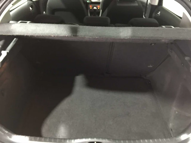Peugeot - 308 - 1.6 hdif style - 74-jdf-9 - afbeelding 11 van  23