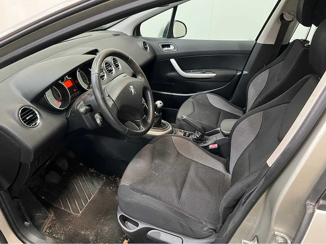 Peugeot - 308 - personenauto - 2008 - afbeelding 2 van  22