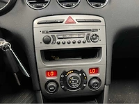 Peugeot - 308 - personenauto - 2008 - afbeelding 4 van  22