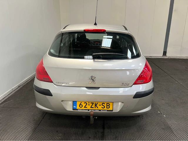 Peugeot - 308 - personenauto - 2008 - afbeelding 21 van  22