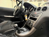 Peugeot - 308 - personenauto - 2012 - afbeelding 7 van  27