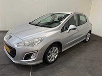 Peugeot - 308 - personenauto - 2012 - afbeelding 12 van  27