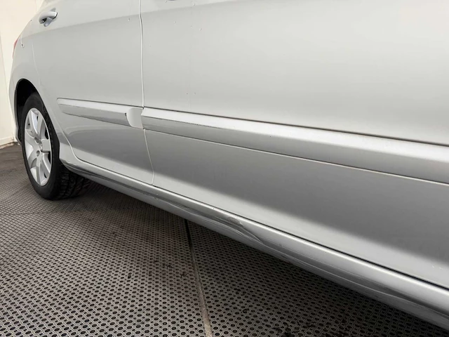 Peugeot - 308 - personenauto - 2012 - afbeelding 25 van  27
