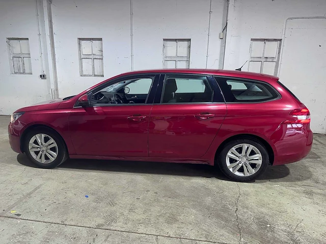 Peugeot - 308 sw - 1.2 e-thp allure - 1-zpz-29 - afbeelding 12 van  19