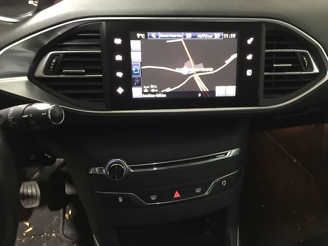 Peugeot - 308 sw - 1.2 puretech allure - np-964-s - afbeelding 13 van  25