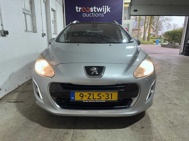 Peugeot - 308 sw - 1.6 e-hdi active - 9-zls-31 - afbeelding 26 van  27