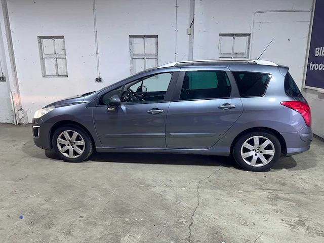 Peugeot - 308 sw - 1.6 thp sportium - 78-tjj-4 - afbeelding 12 van  20