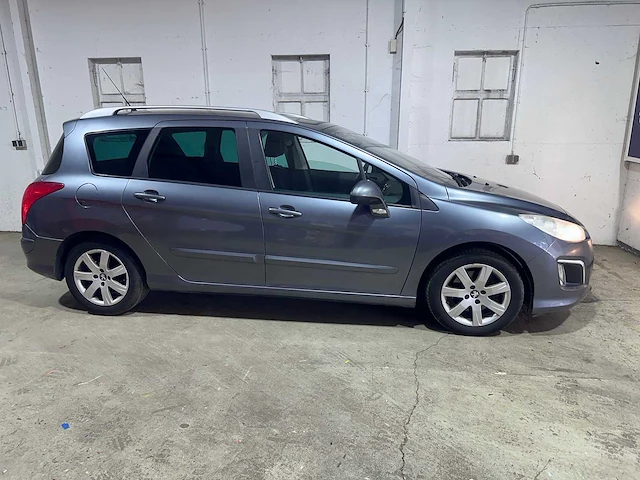 Peugeot - 308 sw - 1.6 thp sportium - 78-tjj-4 - afbeelding 17 van  20