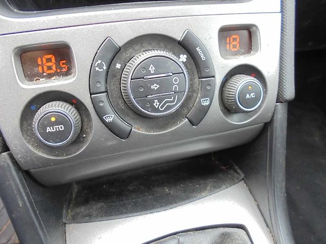 Peugeot - 308 sw - 1.6 vti x-line - 71-hrk-7 - 2009 - afbeelding 4 van  14