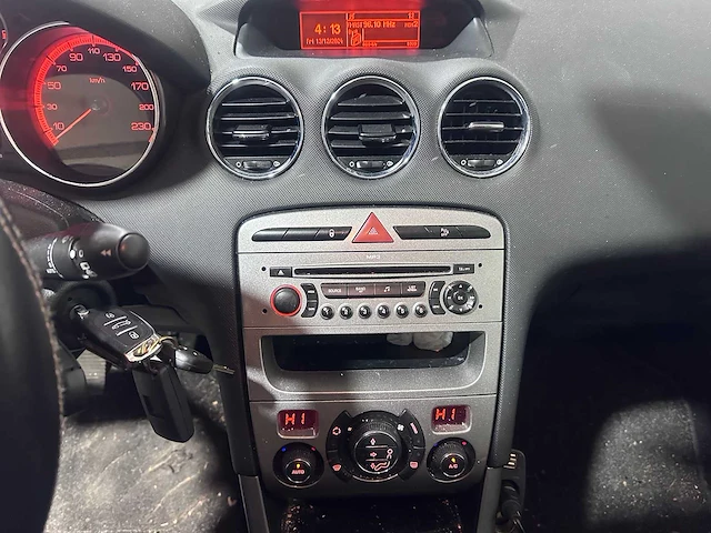 Peugeot - 308 sw - 1.6 vti xs - 21-hsj-3 - afbeelding 5 van  21