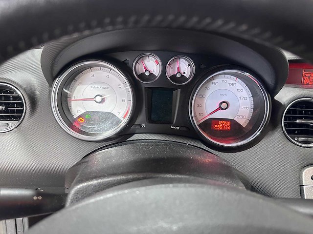 Peugeot - 308 sw - 1.6 vti xt - 63-gxg-3 - afbeelding 3 van  22