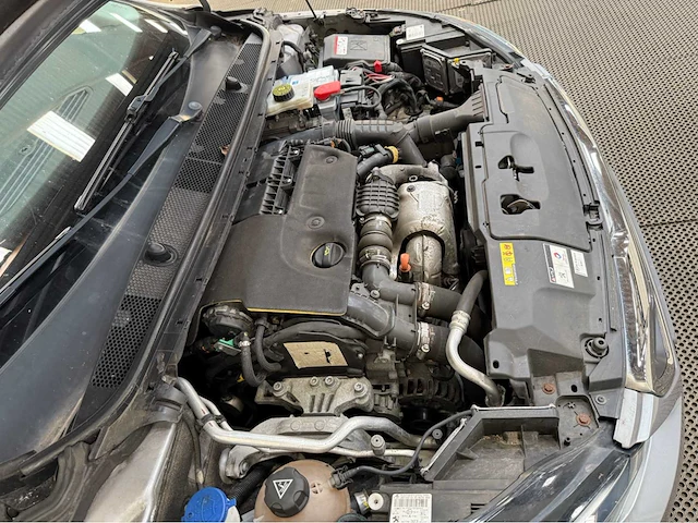 Peugeot - 308 sw - personenauto - 2015 - afbeelding 10 van  26