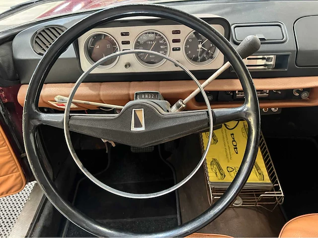 Peugeot - 404 - automaat - oldtimer - 1973 - afbeelding 9 van  36