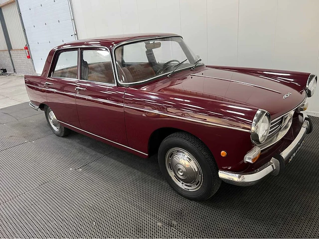 Peugeot - 404 - automaat - oldtimer - 1973 - afbeelding 35 van  36