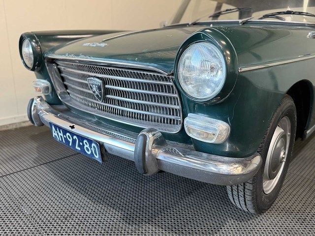 Peugeot - 404 - oldtimer - 1965 - afbeelding 2 van  28
