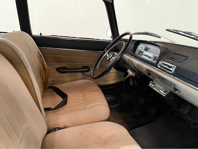 Peugeot - 404 - oldtimer - 1965 - afbeelding 4 van  28