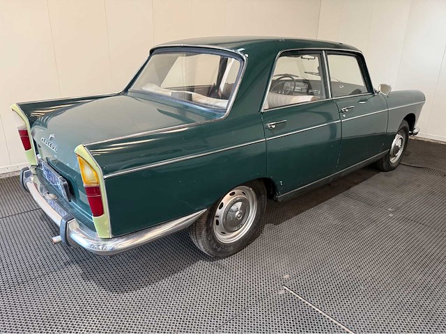 Peugeot - 404 - oldtimer - 1965 - afbeelding 24 van  28