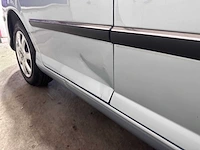 Peugeot - 407 sw - 1.8-16v xr pack - 38-rn-kn - afbeelding 19 van  19