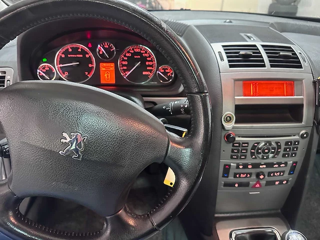 Peugeot - 407 sw - 1.8-16v xr pack - 38-rn-kn - afbeelding 9 van  19