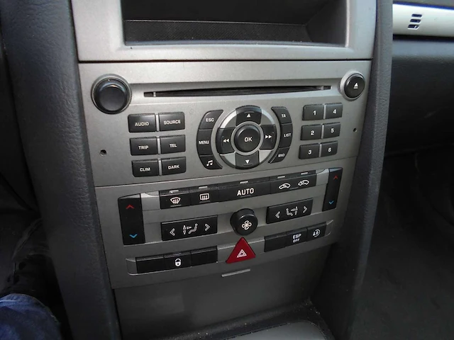 Peugeot - 407 sw - 2.0-16v xr pack - 53-st-rt - afbeelding 12 van  12