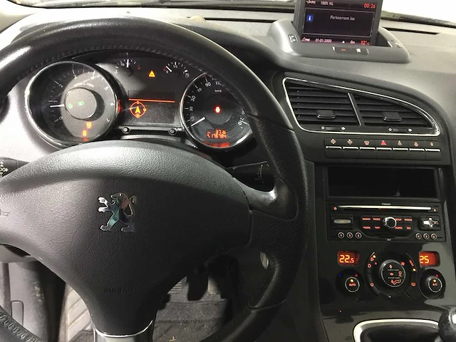 Peugeot - 5008 - 1.6 thp b.l. exe 7p. - 51-nnb-7 - afbeelding 10 van  25