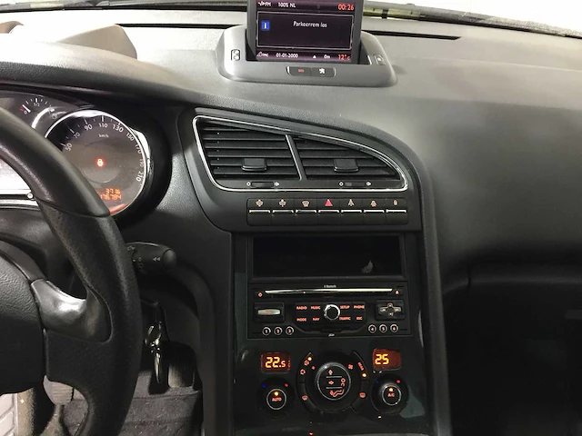 Peugeot - 5008 - 1.6 thp b.l. exe 7p. - 51-nnb-7 - afbeelding 14 van  25