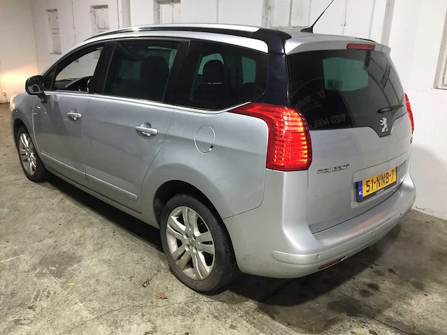 Peugeot - 5008 - 1.6 thp b.l. exe 7p. - 51-nnb-7 - afbeelding 3 van  25