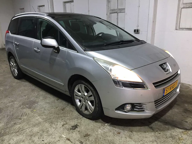 Peugeot - 5008 - 1.6 thp b.l. exe 7p. - 51-nnb-7 - afbeelding 7 van  25