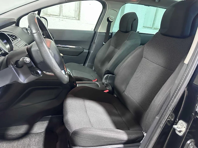 Peugeot - 5008 - 1.6 thp gt 7p. - 97-llv-7 - afbeelding 7 van  23