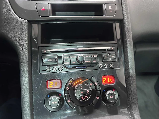 Peugeot - 5008 - 1.6 thp st 7p. - 18-stv-1 - afbeelding 13 van  21
