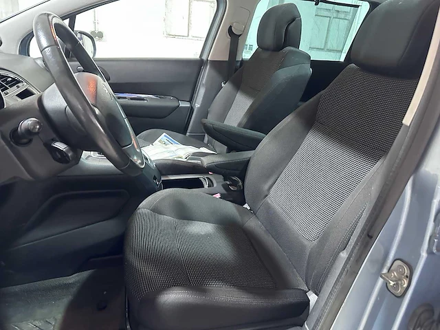 Peugeot - 5008 - 1.6 thp st 7p. - 18-stv-1 - afbeelding 15 van  21