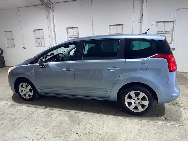 Peugeot - 5008 - 1.6 thp st 7p. - 18-stv-1 - afbeelding 2 van  21