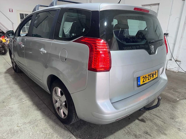 Peugeot - 5008 - 1.6 thp st 7p. - 21-zfn-9 - afbeelding 13 van  19
