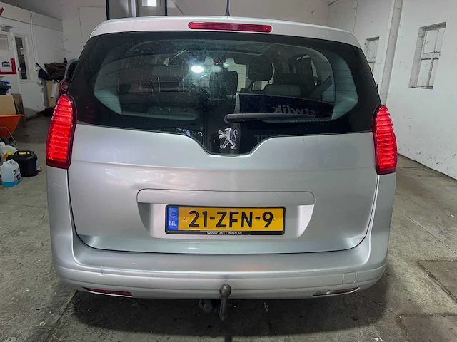 Peugeot - 5008 - 1.6 thp st 7p. - 21-zfn-9 - afbeelding 14 van  19