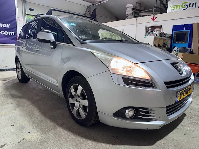 Peugeot - 5008 - 1.6 thp st 7p. - 21-zfn-9 - afbeelding 16 van  19