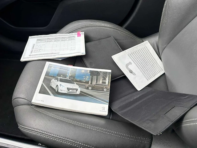 Peugeot - 508 sw - 1.6 thp blue l. exe. - personenauto - afbeelding 6 van  29