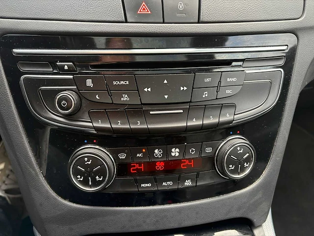 Peugeot - 508 sw - 1.6 thp blue l. exe. - personenauto - afbeelding 10 van  29