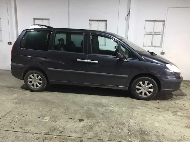 Peugeot - 807 - 2.0 sv - 26-lp-jh - afbeelding 17 van  20