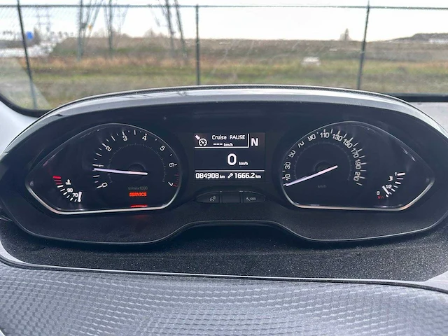 Peugeot - automaat - 2008 - 1.2 puretech active - personenauto - afbeelding 10 van  11