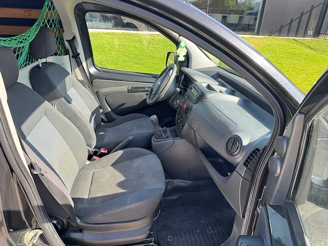 Peugeot - bipper - 1.4 hdi xr - 3-vdx-94 - 2009 - afbeelding 11 van  20
