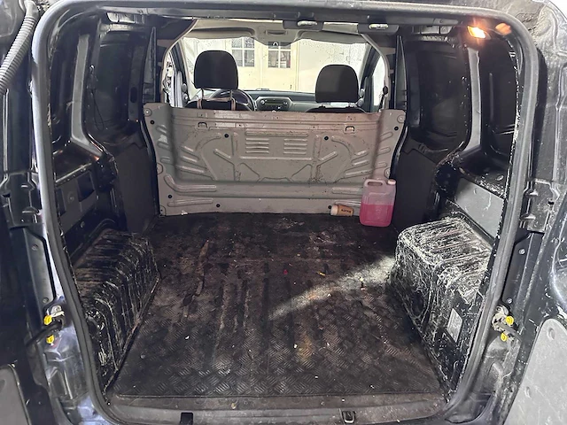 Peugeot - bipper - 1.4 hdi xr - 9-vbn-90 - afbeelding 7 van  16